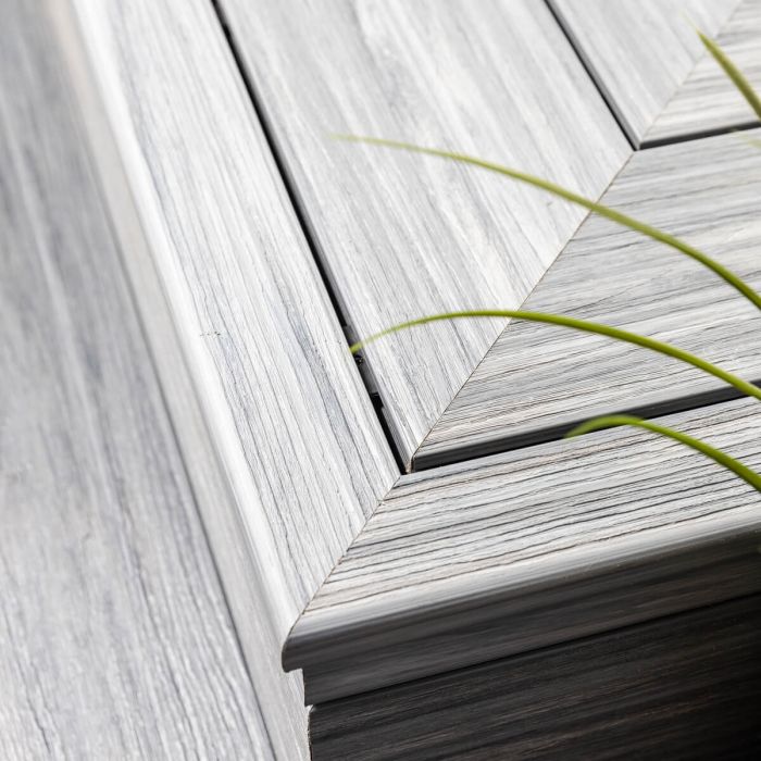 Deska kompozytowa zakończeniowa schodowa Premium Gray – dł. 2,8 m