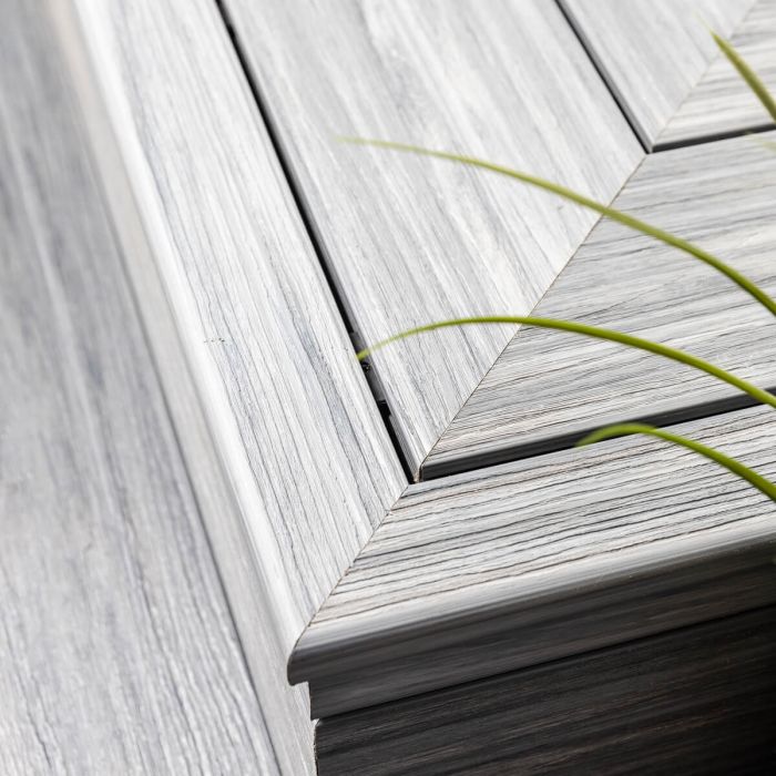 Deska kompozytowa zakończeniowa schodowa Premium Dąb Naturalny – dł. 2,8 m