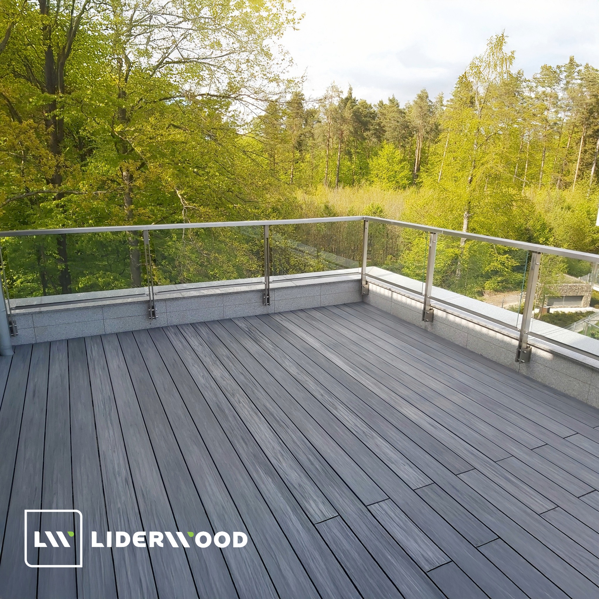 Taras a balkon – czym się różnią? [Wyjaśniamy różnice]