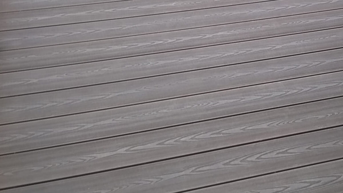 Balkon z deski kompozytowej 3D Brąz