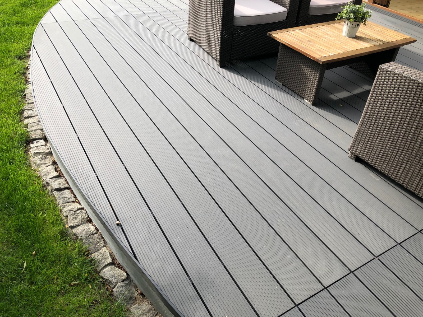 Taras z deski kompozytowej Antracyt