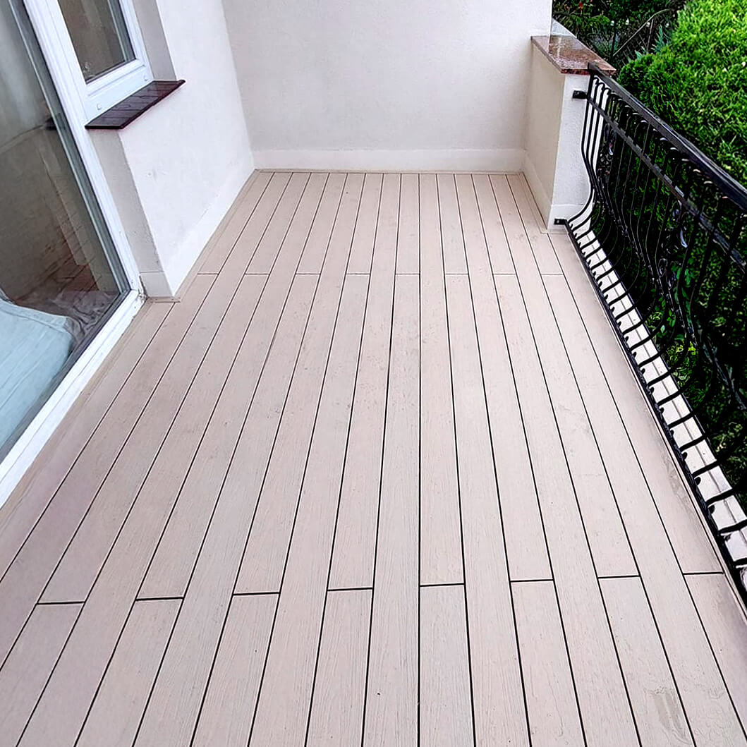 Deski kompozytowe na balkonie - Premium Ecru