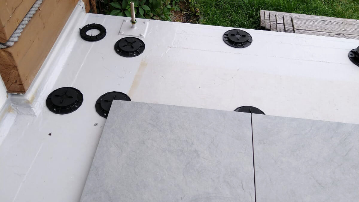 Taras z płyty gresowej Sierra Gray