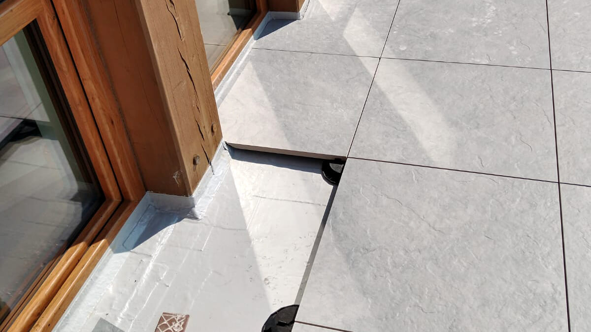 Taras z płyty gresowej Sierra Gray