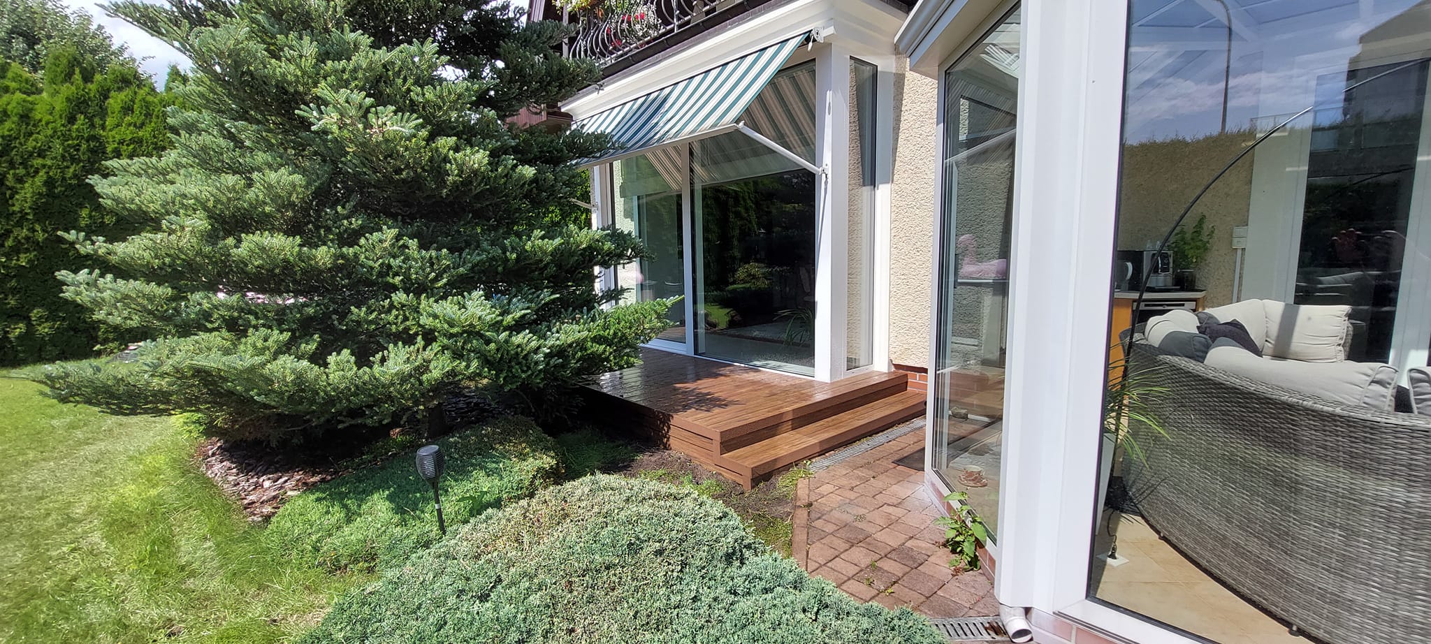 Taras Premium Redwood – naturalne przedłużenie ogrodu