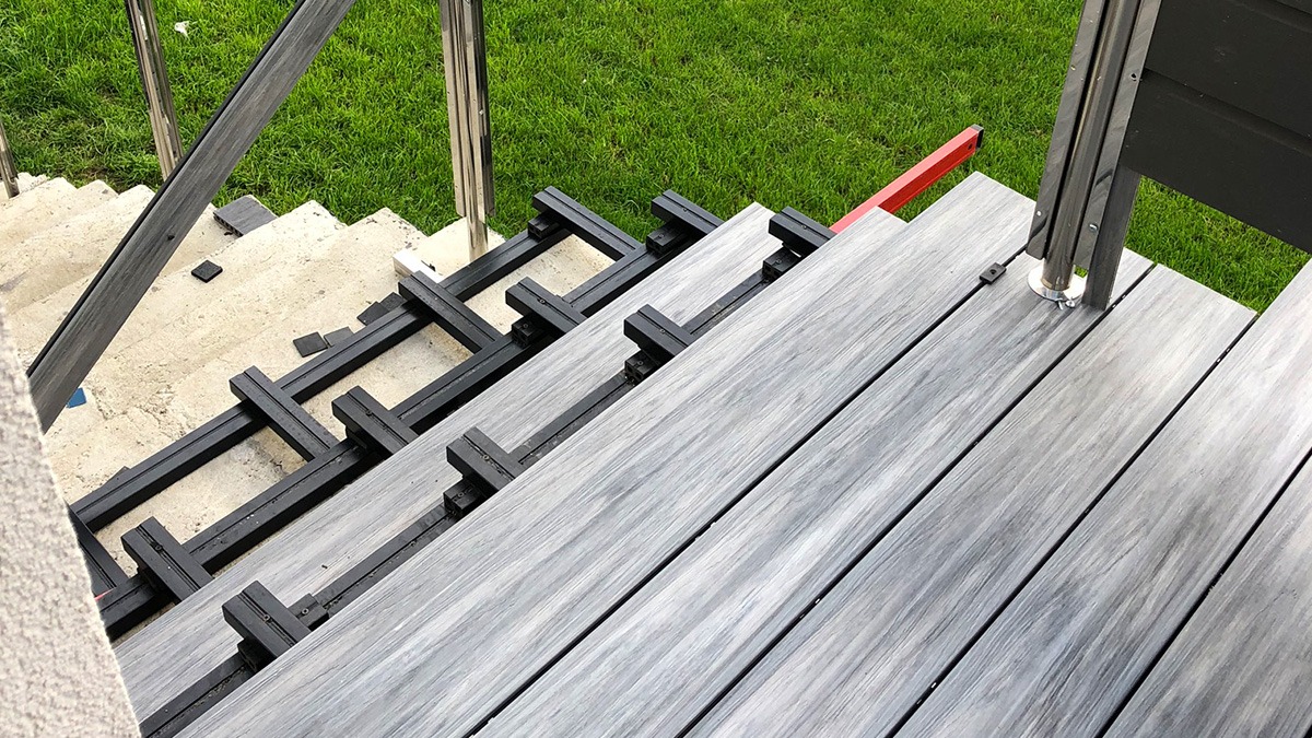 Montaż deski kompozytowej Premium Gray/Antracyt