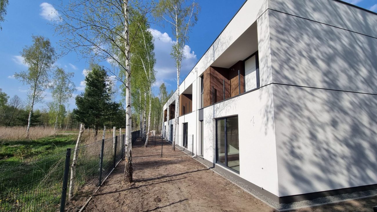 Elewacja budynku – lamele zewnętrzne Premium Teak