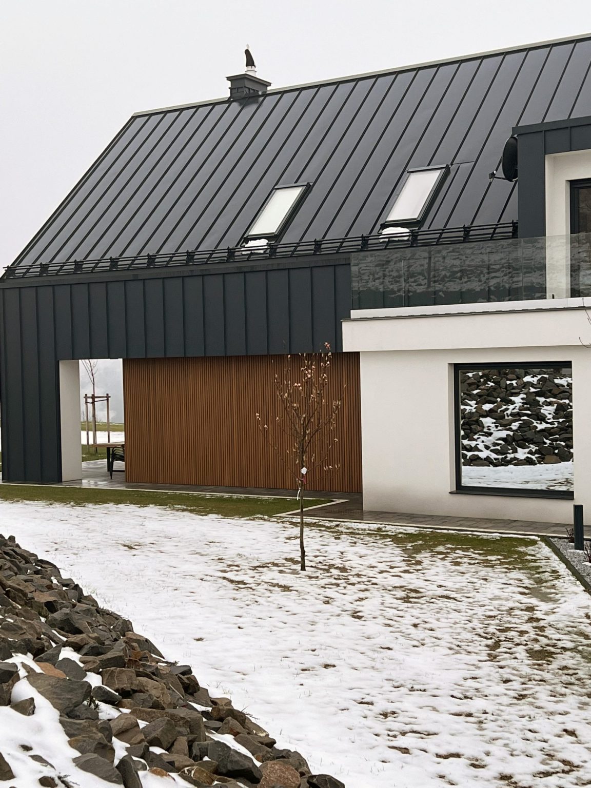 Elewacja domu – lamele elewacyjne 3D Amber