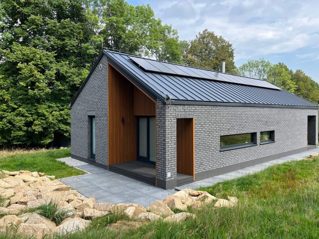 Lamele 3D Amber na elewacji budynku