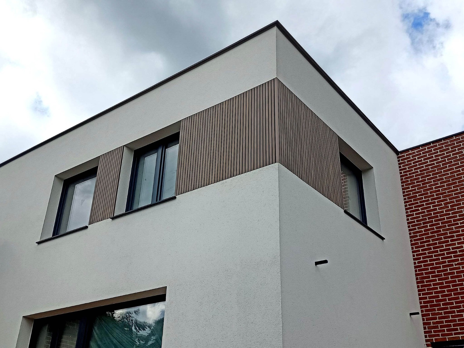 Lamele kompozytowe zewnętrzne Premium Antique na elewacji domu