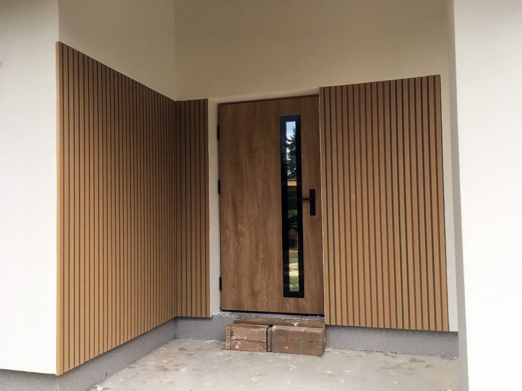 Elewacja z lameli kompozytowych Dąb