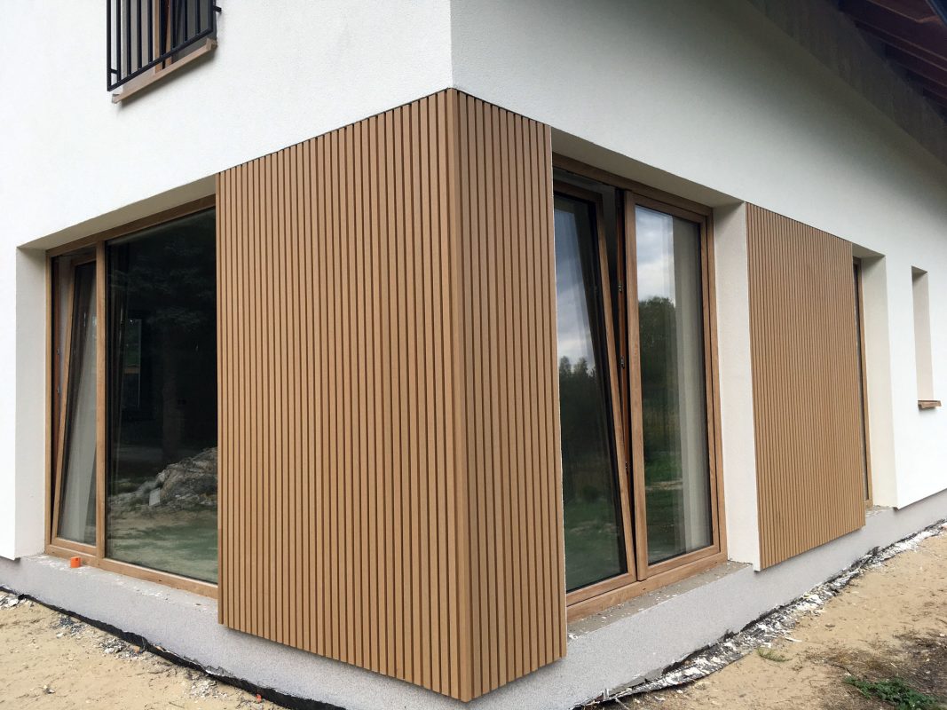 Elewacja z lameli kompozytowych Dąb