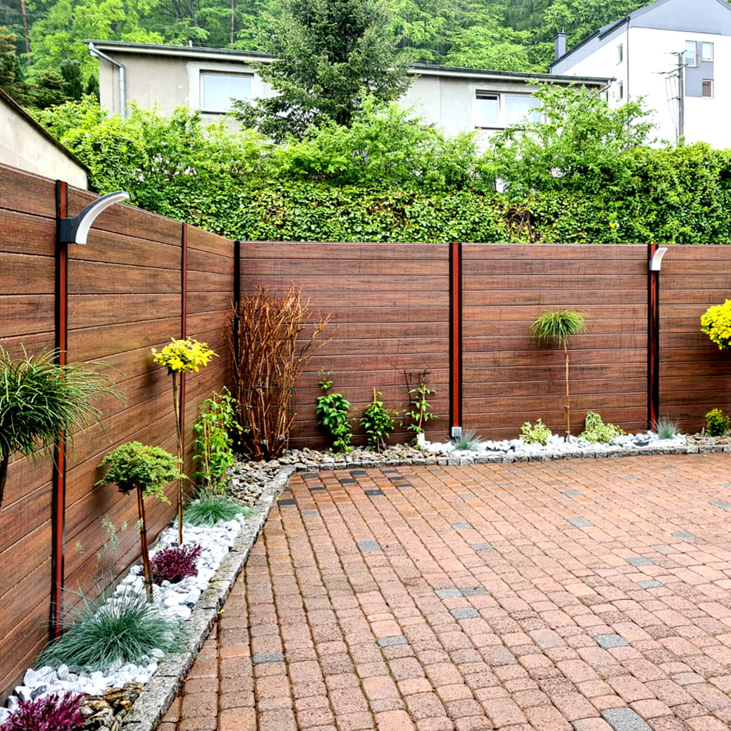 Deska Ogrodzeniowa Premium Redwood – Piękno i Funkcjonalność w Twoim Ogrodzie