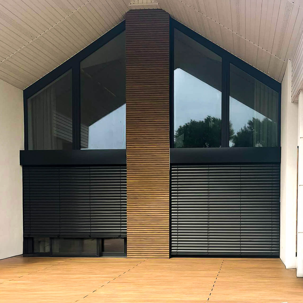 Taras i elewacja z deski kompozytowej Dąb Winchester – nowoczesna spójność stylu