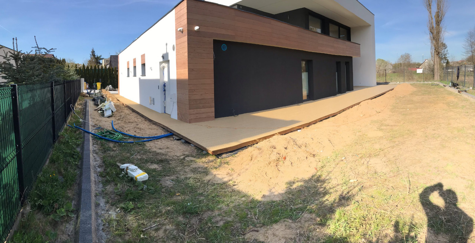 Taras Standard Miodowy Teak – funkcjonalna przestrzeń wokół domu