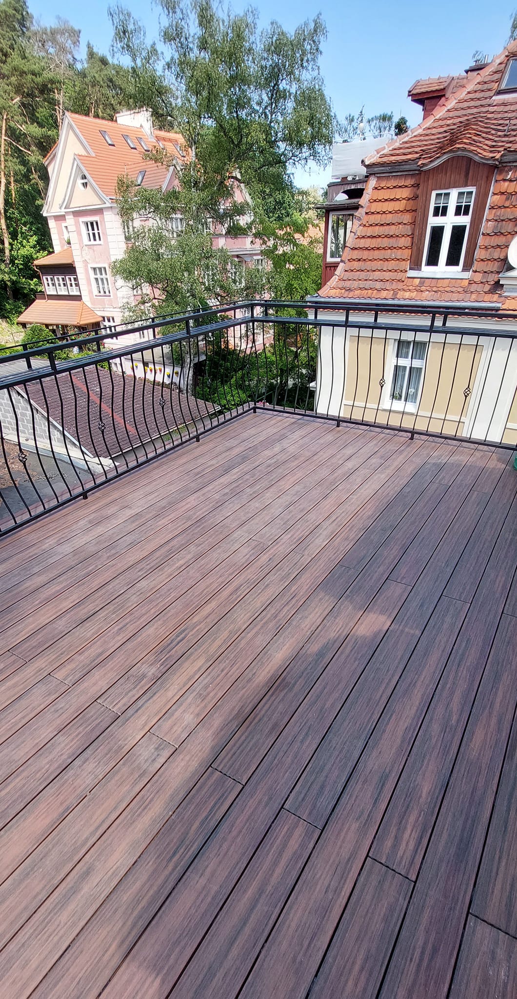 Taras Premium Redwood – klasyka z widokiem
