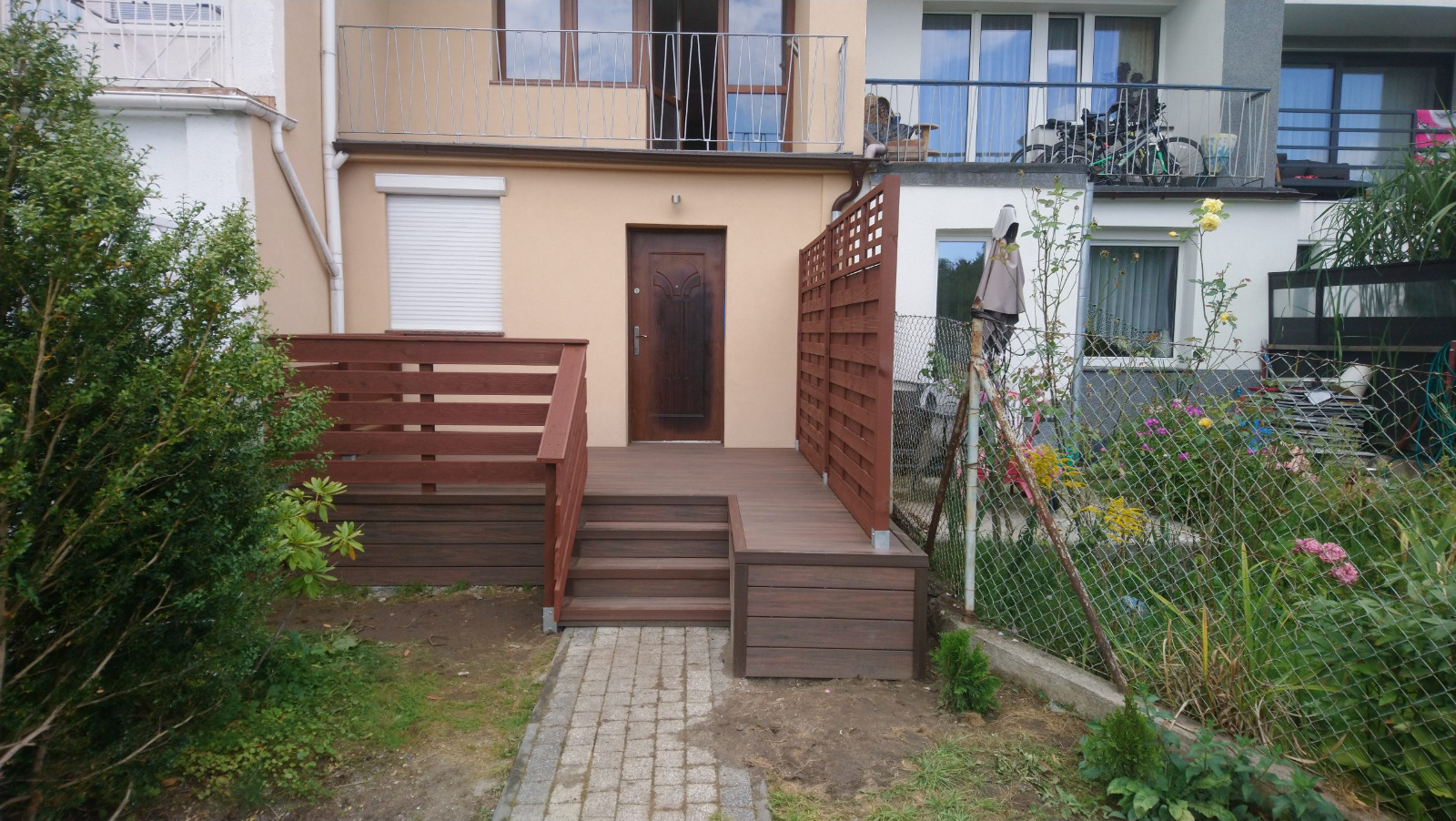 Taras Premium Redwood – prywatność i funkcjonalność w jednym