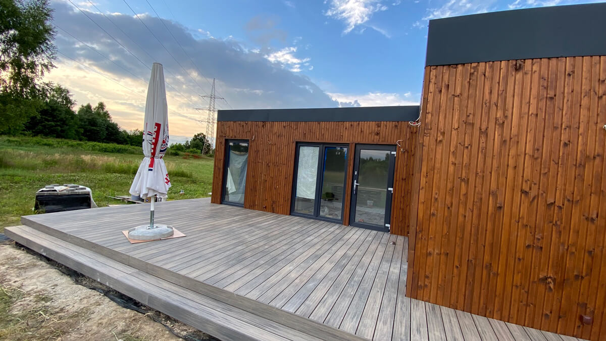 Taras przy domku letniskowym, Deska Premium Antique