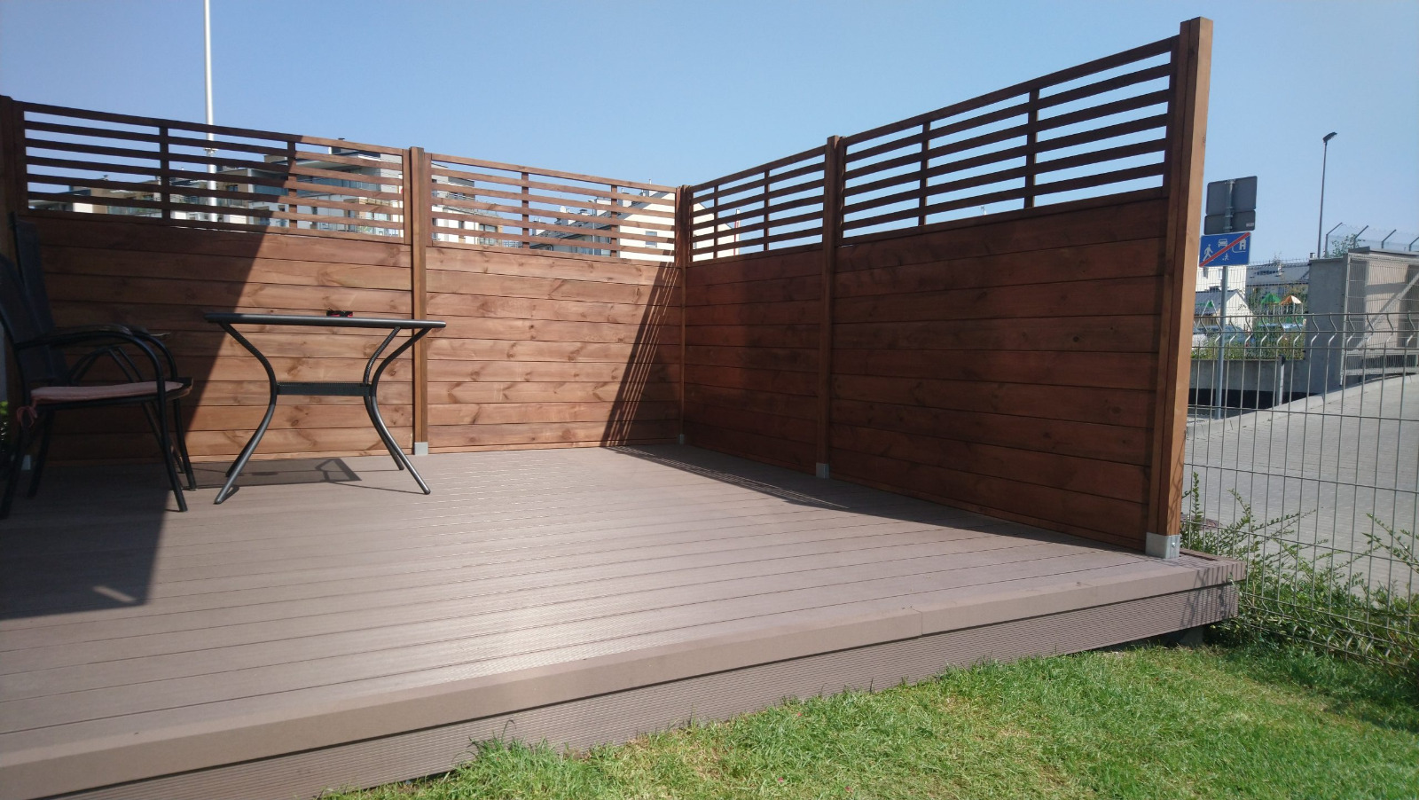 Taras Standard Brąz – prywatna strefa relaksu