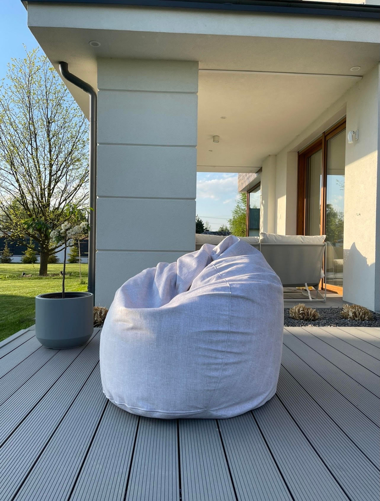 Taras Standard Jasny Szary – lekkość, która robi wrażenie