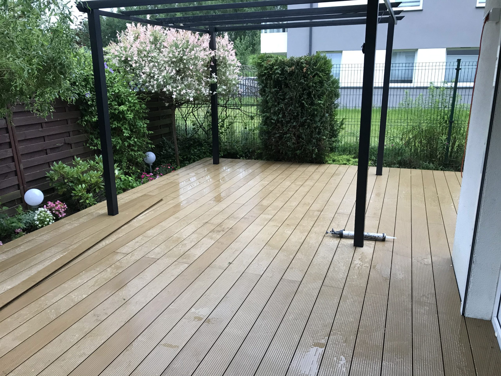 Taras Standard Miodowy Teak – przytulna strefa relaksu z nutą ciepła