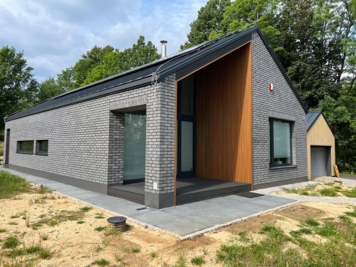 Lamele 3D Amber na elewacji budynku