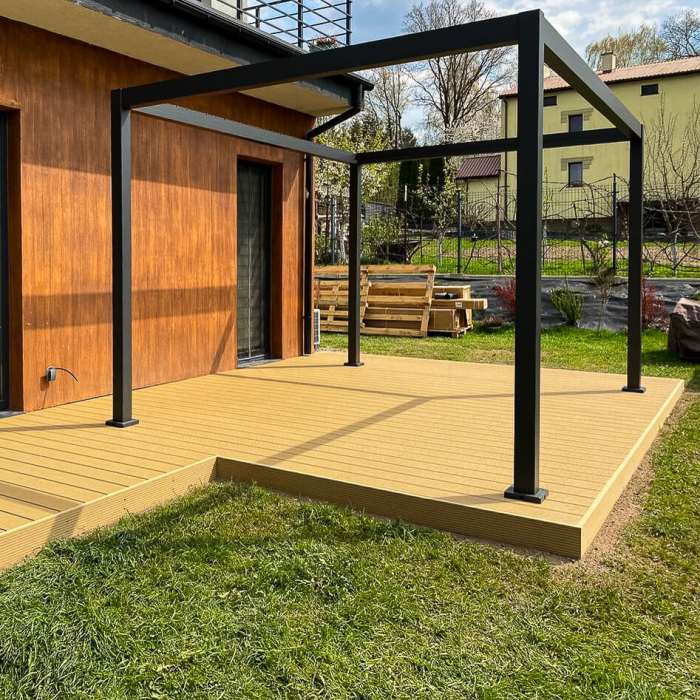 taras pergola deski kompozytowe standard miodowy teak
